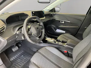 Peugeot 208 1.2 Hybrid Allure Premium