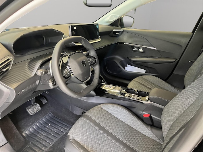 Vehicle image PEUGEOT 208