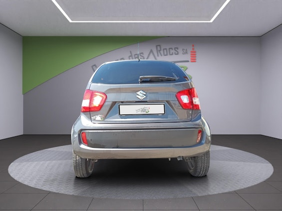 Vehicle image 4 Vehicle image 4