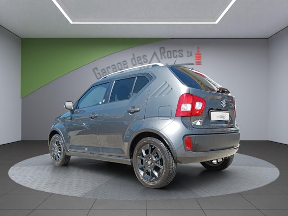 Vehicle image 3 Vehicle image 3