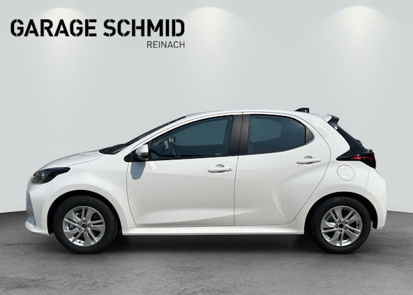 Vehicle image 3 Vehicle image 3