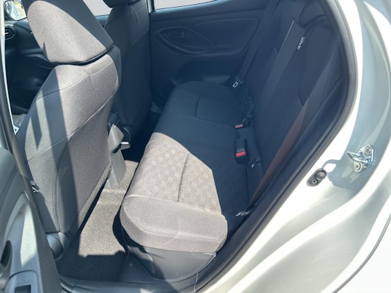 Vehicle image 11 Vehicle image 11