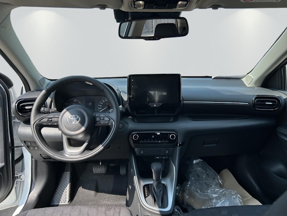 Vehicle image 12 Vehicle image 12