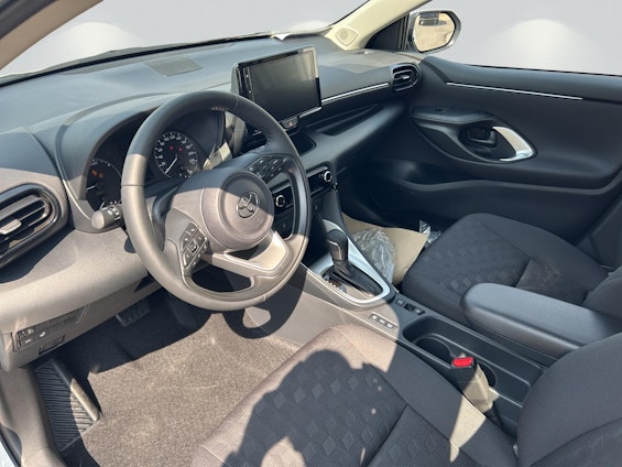 Vehicle image 9 Vehicle image 9