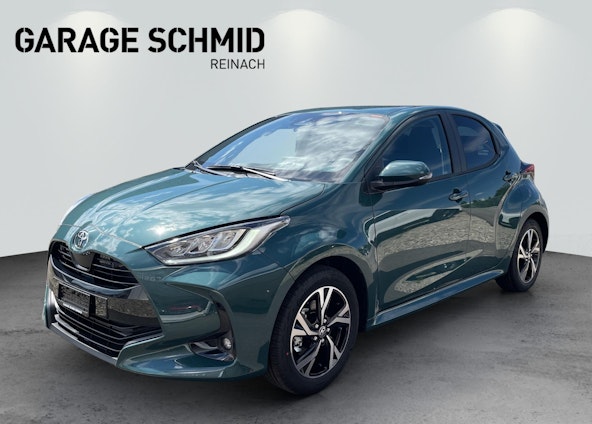 First vehicle image First vehicle image