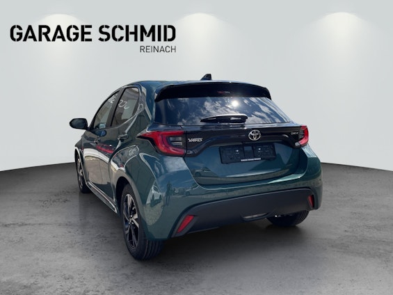 Vehicle image 4 Vehicle image 4