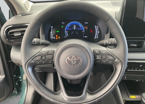 Vehicle image 10 Vehicle image 10