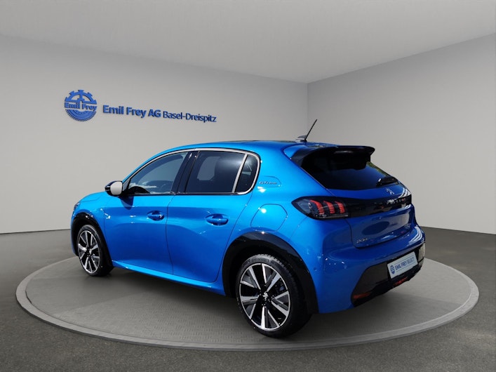 Vehicle image PEUGEOT 208