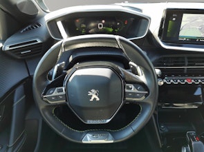 Vehicle image PEUGEOT 208 1.2 PureTech 130 GT Line