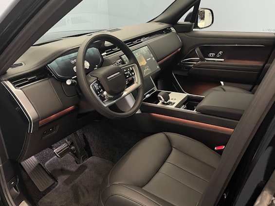 Vehicle image 6 Vehicle image 6