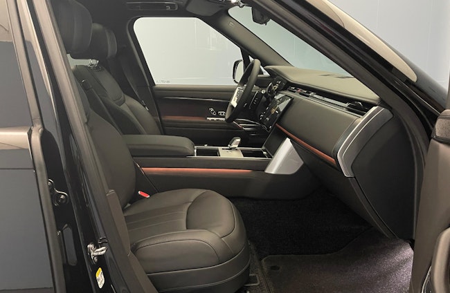 Vehicle image 8 Vehicle image 8