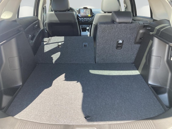 Vehicle image 9 Vehicle image 9