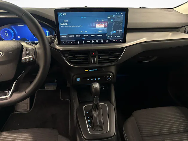 FORD Focus 1.0i EcoB Hybrid 155 Titanium X