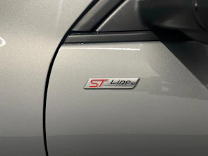Fahrzeugbild FORD Kuga 2.5 Hybrid ST-Line 4x4