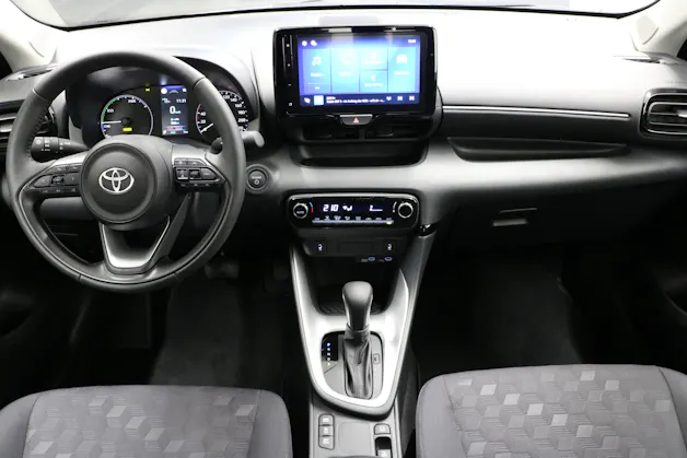 Toyota Yaris 1.5 HEV Black & White Edition