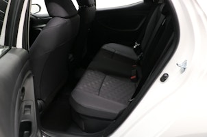 Vehicle image TOYOTA Yaris 1.5 HEV Black & White Edition