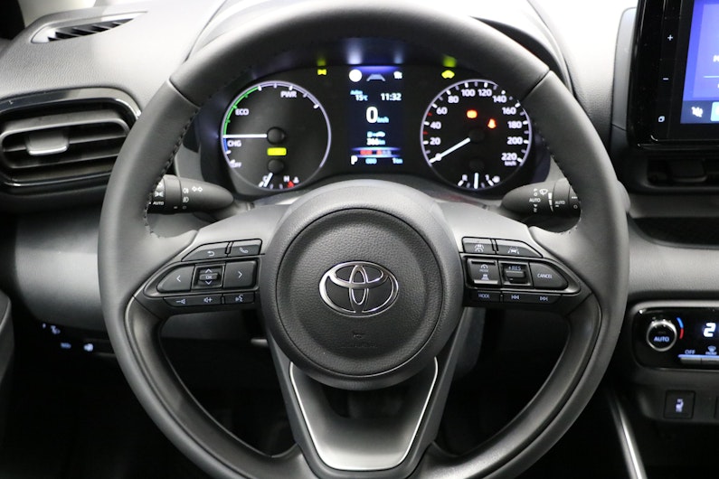 Vehicle image TOYOTA YARIS