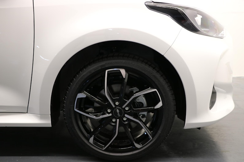 Vehicle image TOYOTA YARIS