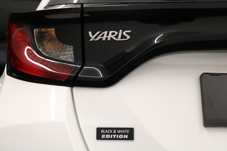 Vehicle image TOYOTA YARIS