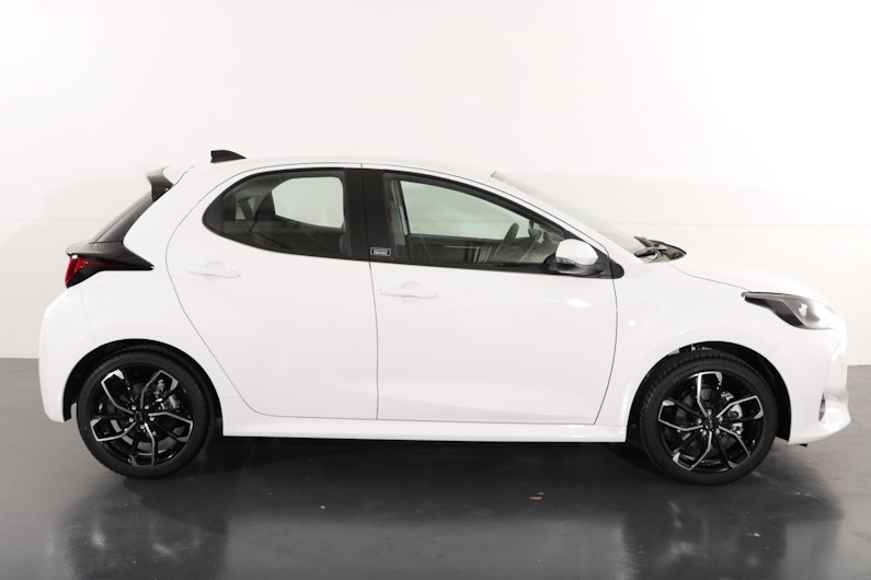 Vehicle image TOYOTA YARIS