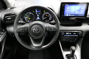 Toyota Yaris 1.5 HEV Black & White Edition