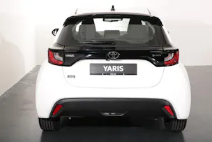 Toyota Yaris 1.5 HEV Black & White Edition