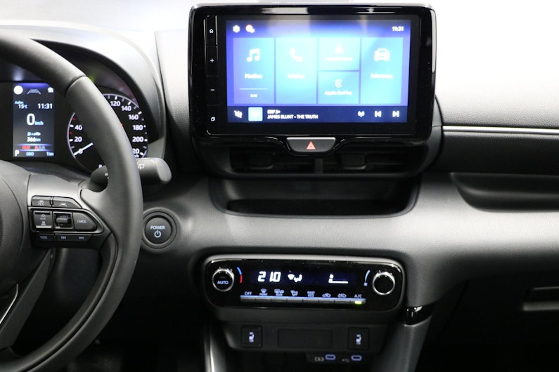 Vehicle image TOYOTA YARIS