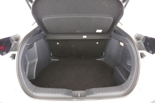 Vehicle image TOYOTA C-HR 2.0 HEV Trend 4x4