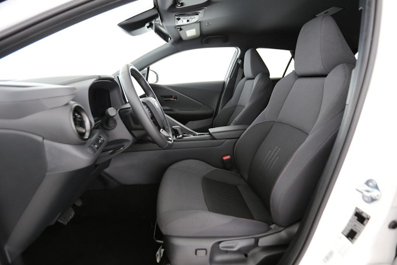 Vehicle image TOYOTA C-HR