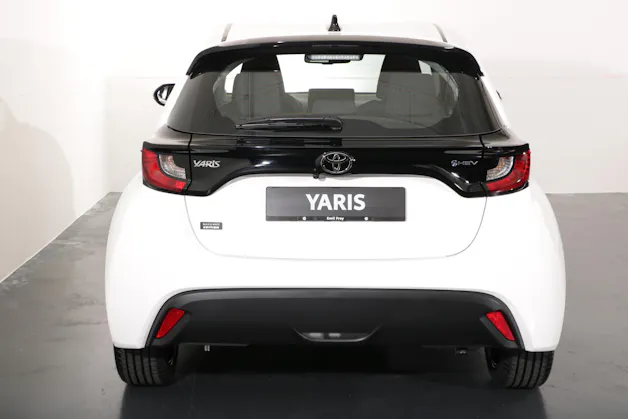Toyota Yaris 1.5 HEV Black & White Edition