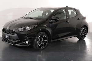 Vehicle image TOYOTA Yaris 1.5 HEV Black & White Edition