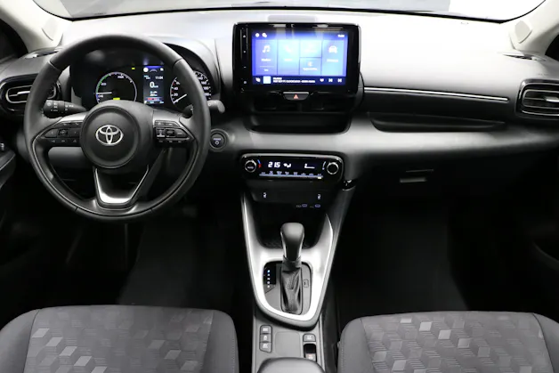 Toyota Yaris 1.5 HEV Black & White Edition