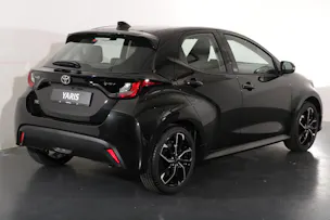 Toyota Yaris 1.5 HEV Black & White Edition