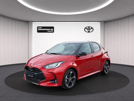 First vehicle image