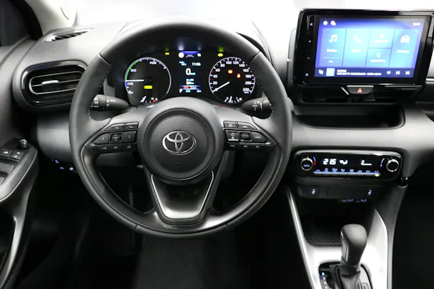 Toyota Yaris 1.5 HEV Black & White Edition