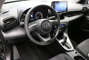 Toyota Yaris 1.5 HEV Black & White Edition