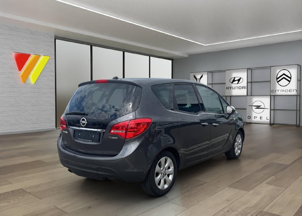 Vehicle image 6 Vehicle image 6