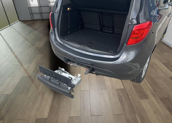 Vehicle image 14 Vehicle image 14