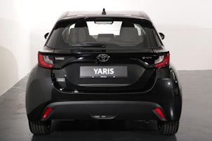 Vehicle image TOYOTA Yaris 1.5 HEV Black & White Edition