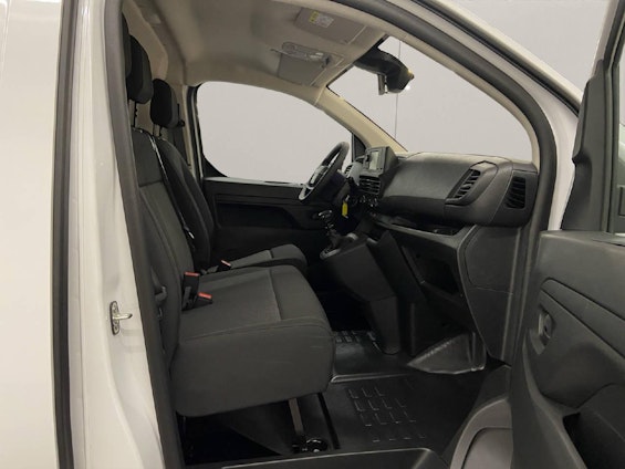 Vehicle image 11 Vehicle image 11