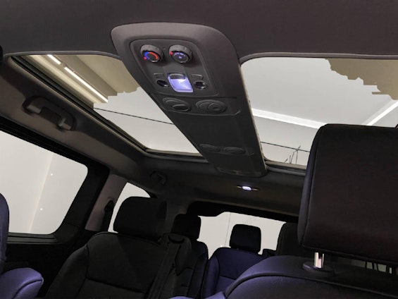 Vehicle image 12 Vehicle image 12