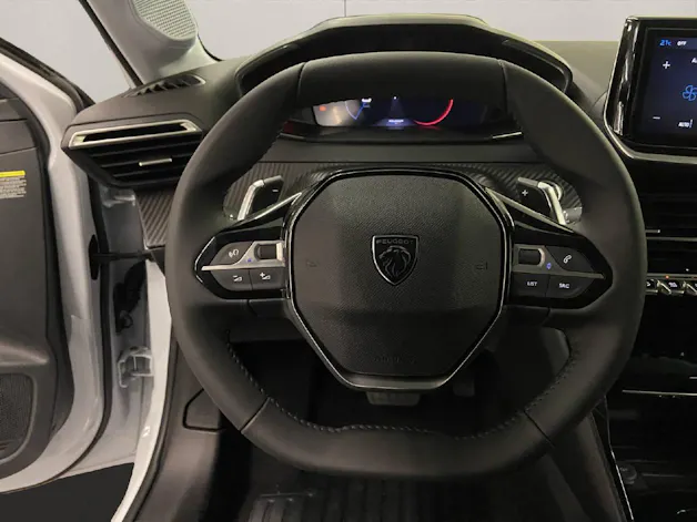 Peugeot 208 1.2 Hybrid Allure Premium