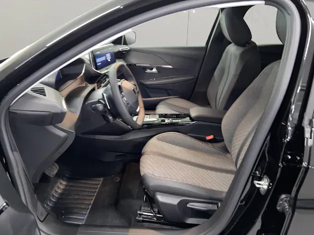 Peugeot 208 1.2 Hybrid Allure Premium