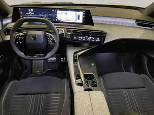 Peugeot 3008 e-Launch Edition AWD