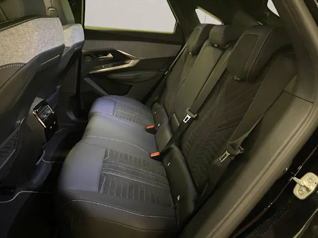 Peugeot 3008 e-Launch Edition AWD