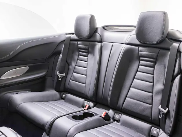 Mercedes-Benz E 200 4MATIC Cabriolet