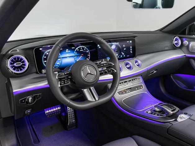 Mercedes-Benz E 200 4MATIC Cabriolet
