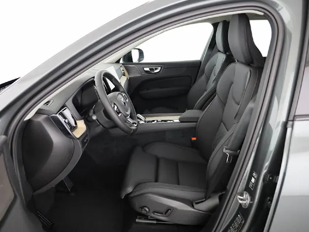 Volvo XC60 2.0 T6 TE Plus Dark eAWD - Facelift MY2026