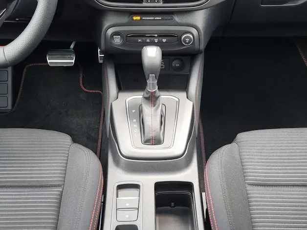 Ford Focus 1.0i EcoB Hybrid 155 ST-Line X