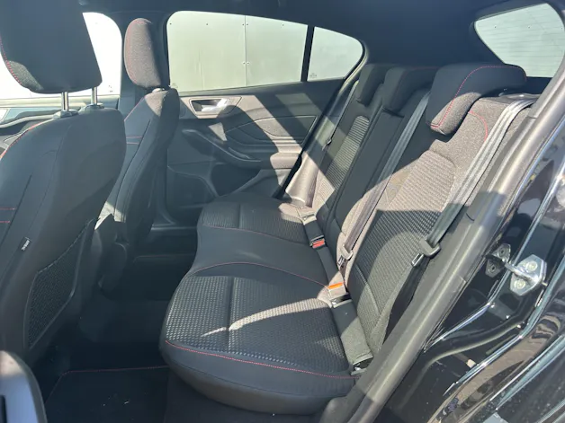 Ford Focus 1.0i EcoB Hybrid 155 ST-Line X